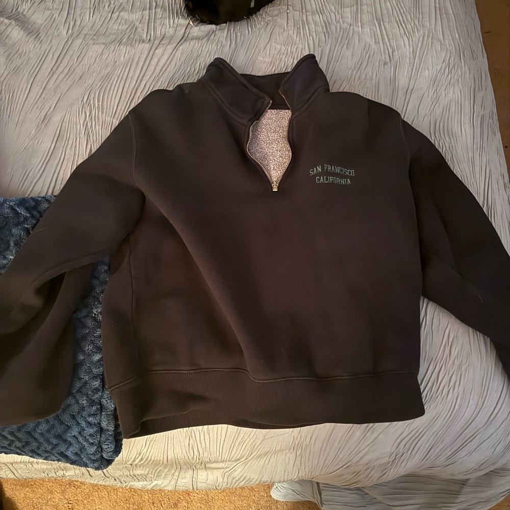 Brandy Melville John Galt quarter zip womens